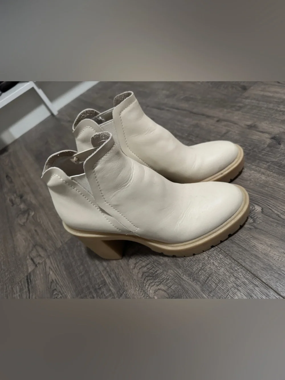 Women’s Dolce Vita Cashe Chunky Heel Ankle Boot